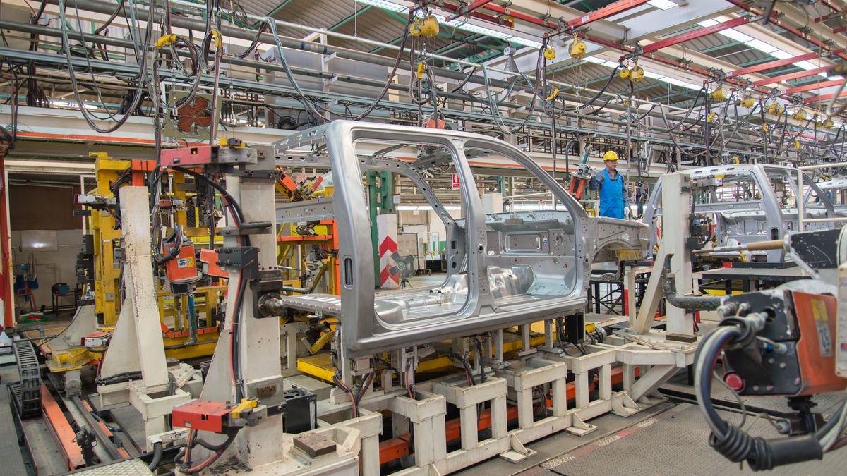 VW gigafactory v Česku odložil. Pět dalších máme v záloze, říká Síkela